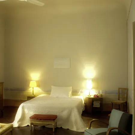 Guest house Le Tre Stanze 2*